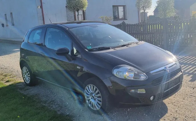 fiat punto evo wielkopolskie Fiat Punto Evo cena 10800 przebieg: 220000, rok produkcji 2010 z Turek